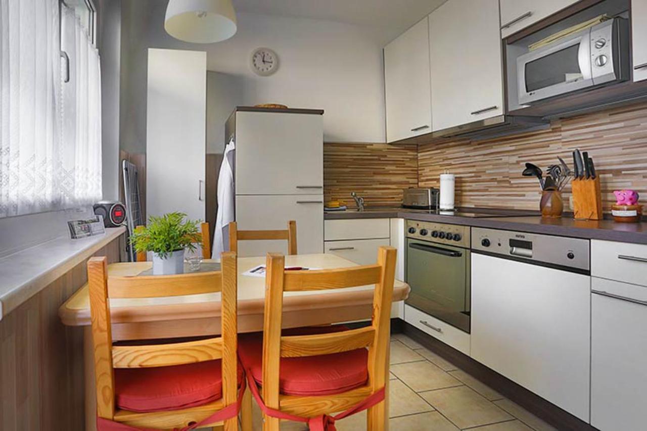 H&h Im Herzen Der Stadt Nr 29-henning Mit Balkon Apartment